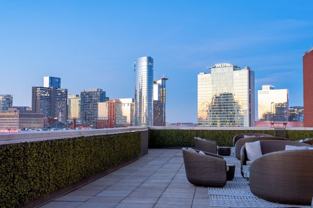 600 12th Ave S Apt 313, Nashville, TN 37203