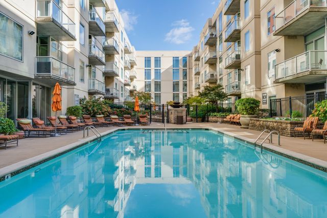 600 12th Ave S Apt 313, Nashville, TN 37203