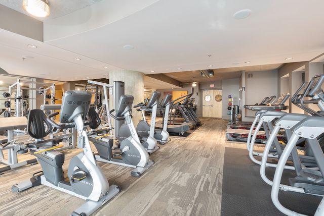 600 12th Ave S Apt 313, Nashville, TN 37203