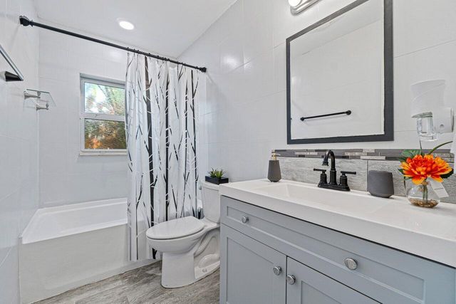 1250 SW 6th Avenue, Deerfield Beach, FL 33441