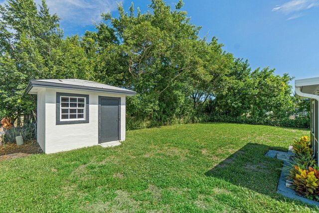 1250 SW 6th Avenue, Deerfield Beach, FL 33441