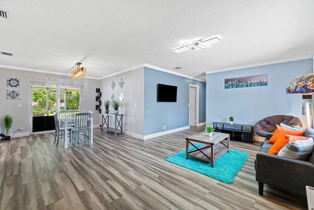 1250 SW 6th Avenue, Deerfield Beach, FL 33441