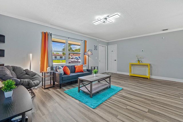 1250 SW 6th Avenue, Deerfield Beach, FL 33441