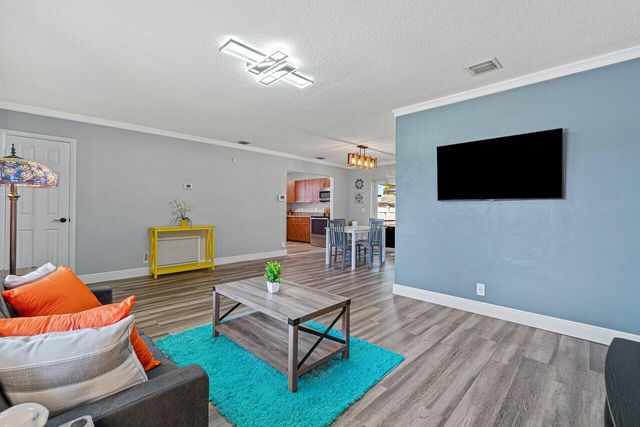 1250 SW 6th Avenue, Deerfield Beach, FL 33441