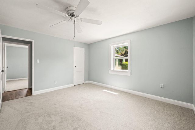 93 FLORENCE AVE, Aston, PA 19014