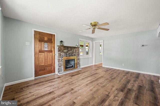 93 FLORENCE AVE, Aston, PA 19014