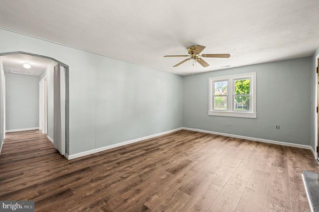 93 FLORENCE AVE, Aston, PA 19014