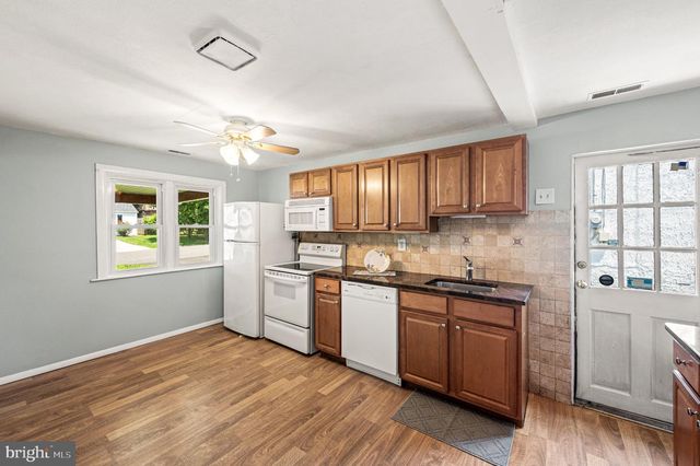 93 FLORENCE AVE, Aston, PA 19014