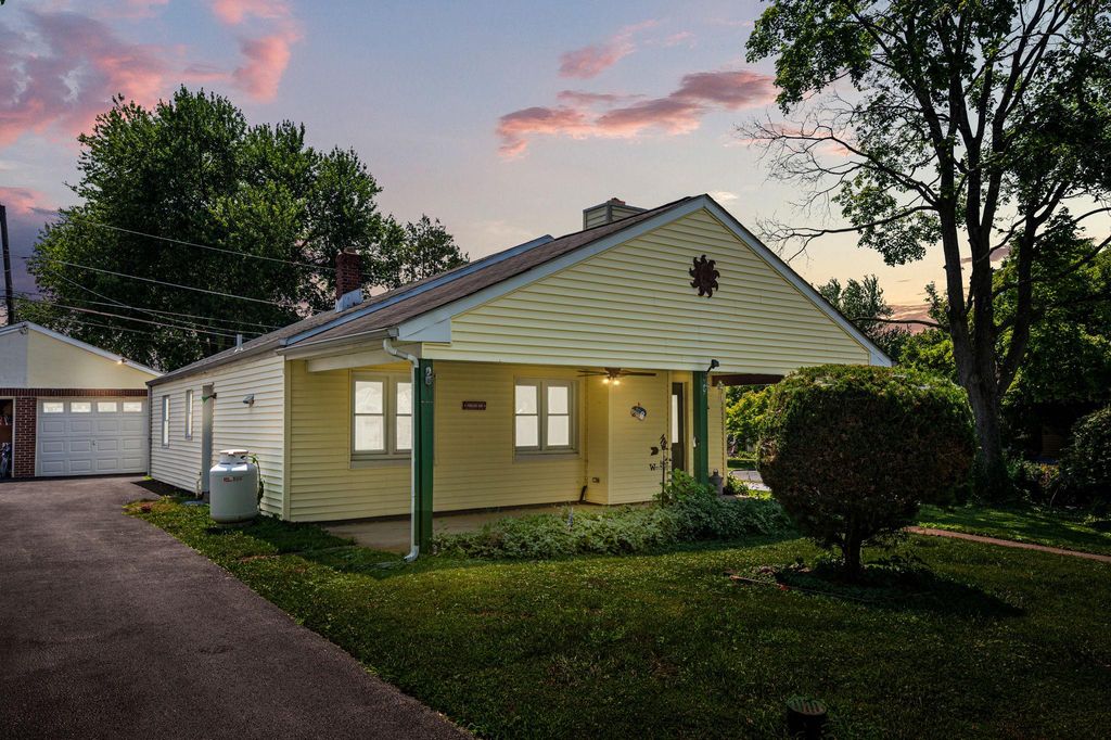 93 FLORENCE AVE, Aston, PA 19014
