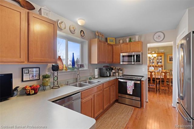 9283 Betsie Drive, Grand Blanc, MI 48439