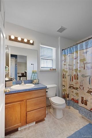 9283 Betsie Drive, Grand Blanc, MI 48439