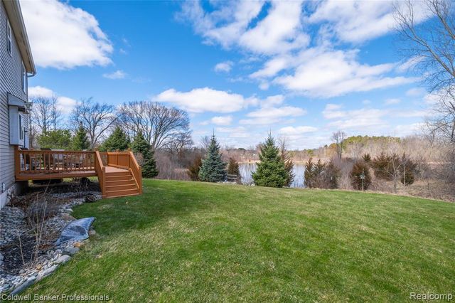 9283 Betsie Drive, Grand Blanc, MI 48439