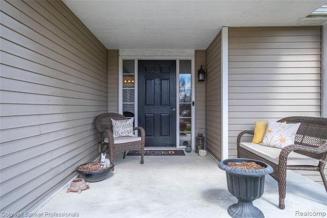 9283 Betsie Drive, Grand Blanc, MI 48439