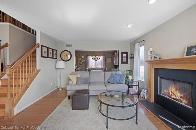 9283 Betsie Drive, Grand Blanc, MI 48439