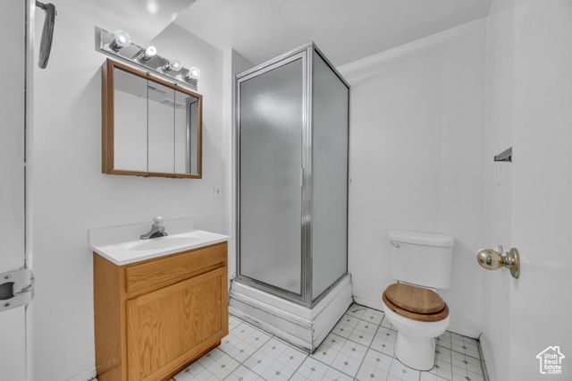 1092 N 250 E, Layton, UT 84041