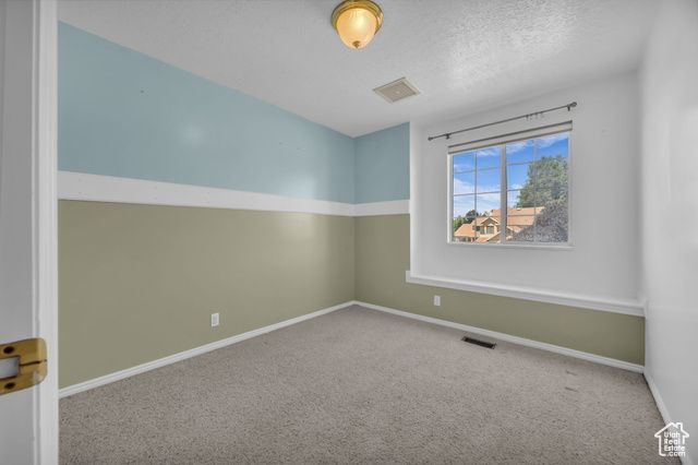 1092 N 250 E, Layton, UT 84041