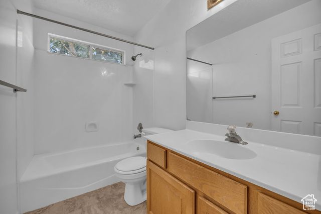 1092 N 250 E, Layton, UT 84041