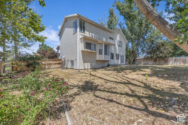 1092 N 250 E, Layton, UT 84041