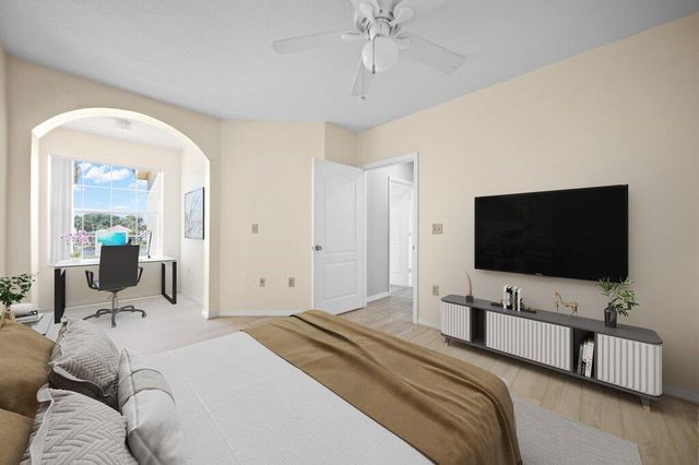 114 SW Peacock Boulevard 8-205, Port St Lucie, FL 34986