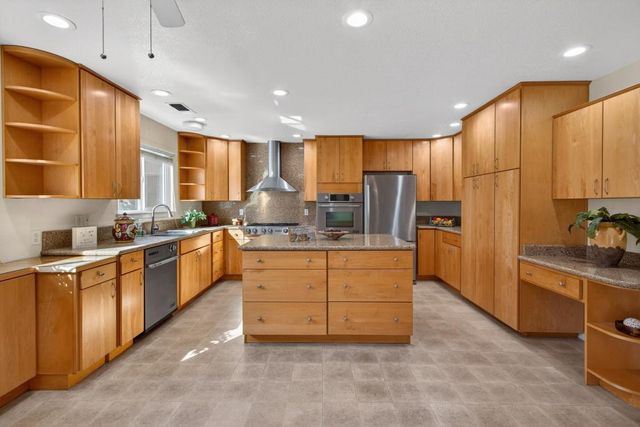 3167 Baseline Rd, Roseville, CA 95747