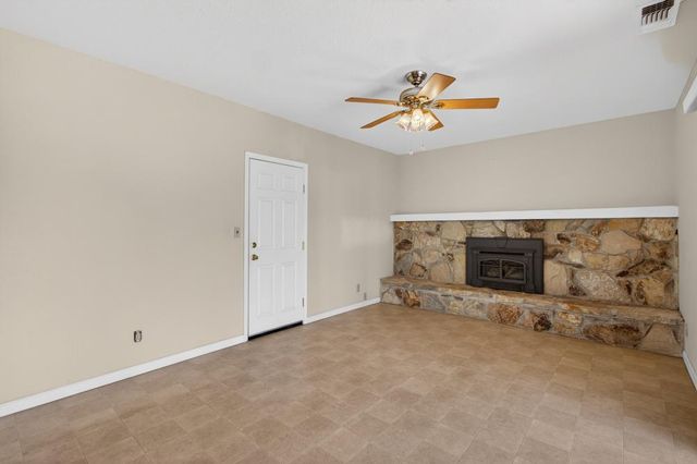 3167 Baseline Rd, Roseville, CA 95747