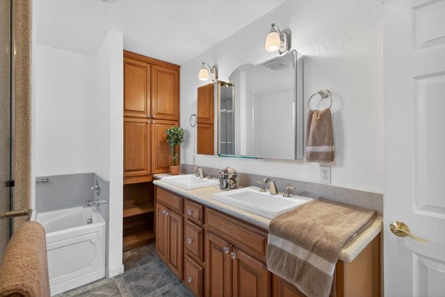 3167 Baseline Rd, Roseville, CA 95747