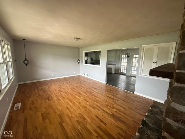 1639 N Buck Creek Road, Greenfield, IN 46140