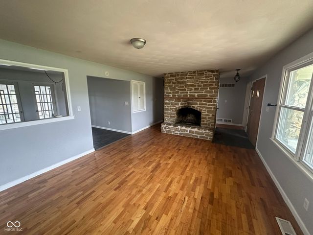 1639 N Buck Creek Road, Greenfield, IN 46140