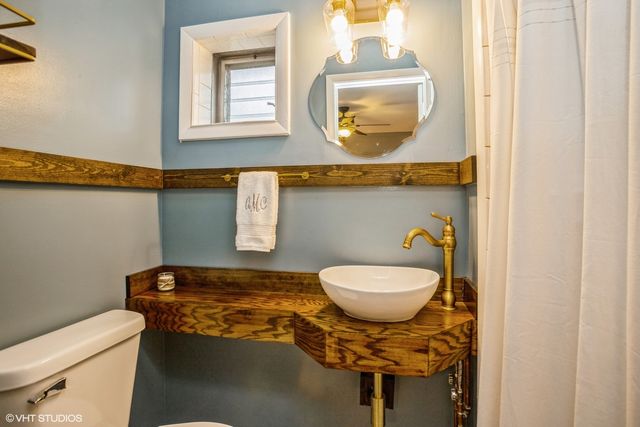 144 S Greenwood Avenue, Palatine, IL 60074