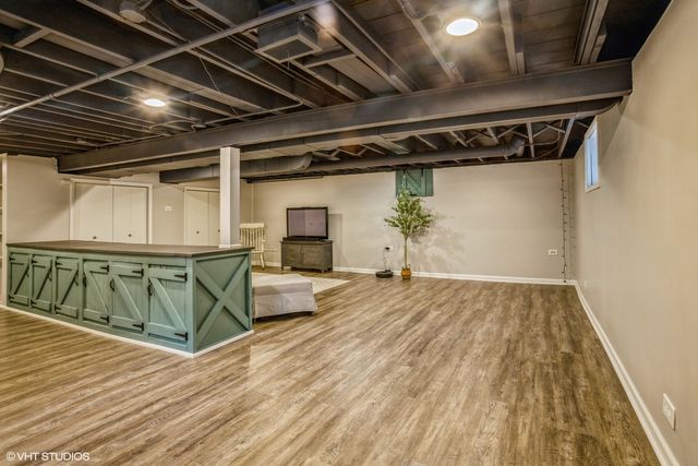 144 S Greenwood Avenue, Palatine, IL 60074