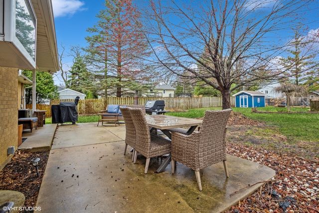 144 S Greenwood Avenue, Palatine, IL 60074