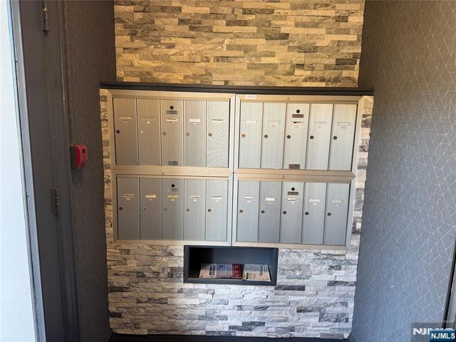 985 Teaneck Road 3K, Teaneck, NJ 07666