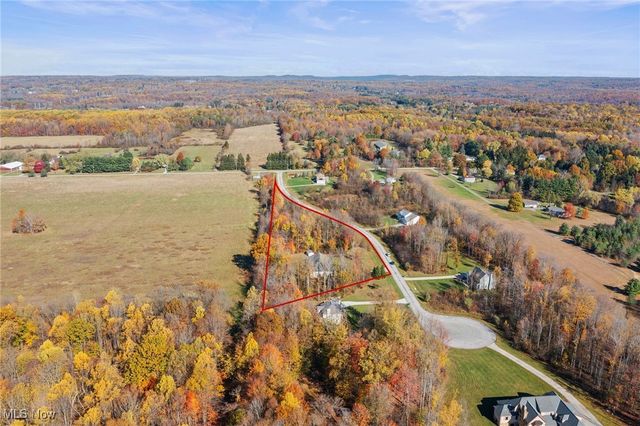 14390 Lexington Lane, Novelty, OH 44072