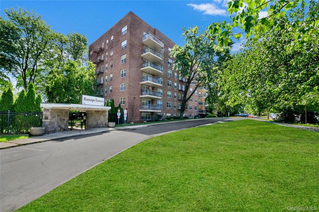 40 S Cole Avenue 1H, Spring Valley, NY 10977