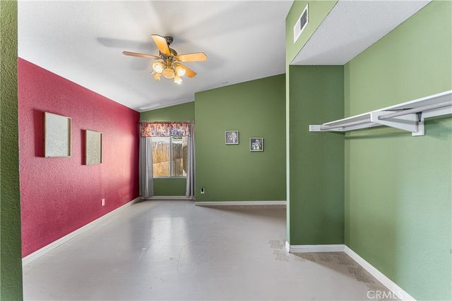 37061 29th E, Palmdale, CA 93550