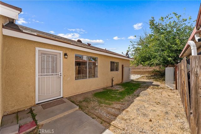 37061 29th E, Palmdale, CA 93550