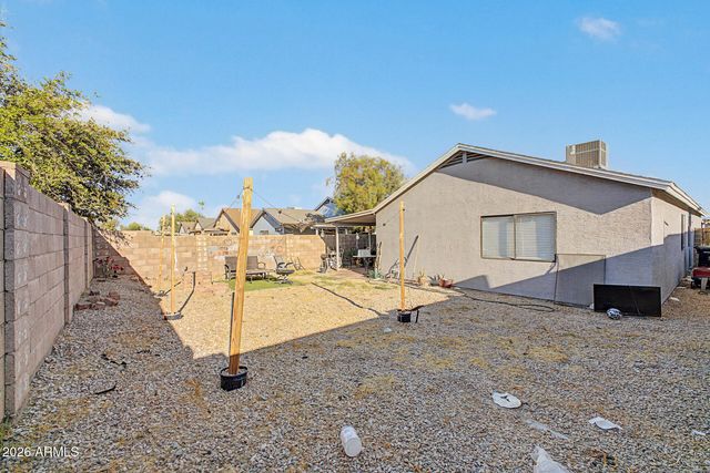 8534 W MARIPOSA Drive, Phoenix, AZ 85037