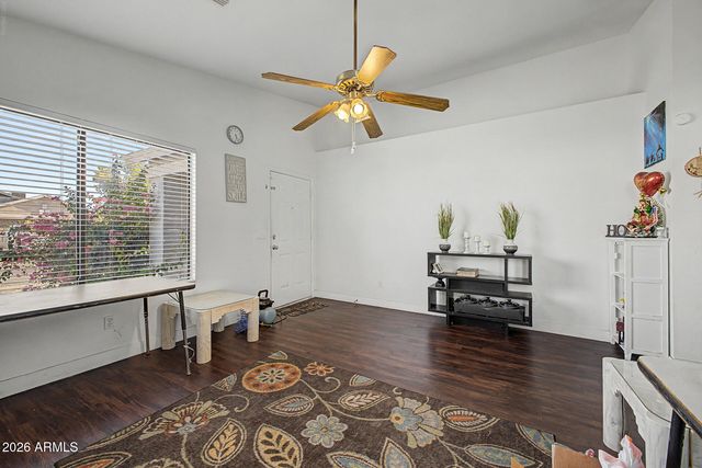 8534 W MARIPOSA Drive, Phoenix, AZ 85037