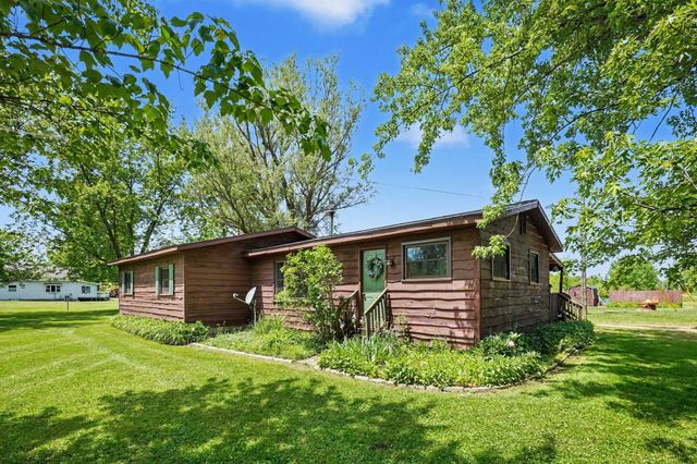 47920 42nd Street, Paw Paw, MI 49079