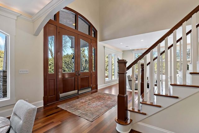 2101 Timberwood Drive, Chanhassen, MN 55317