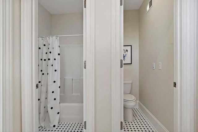 2101 Timberwood Drive, Chanhassen, MN 55317