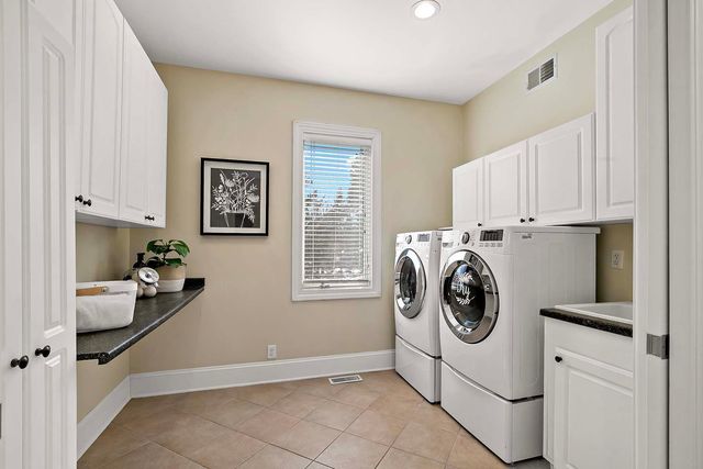 2101 Timberwood Drive, Chanhassen, MN 55317