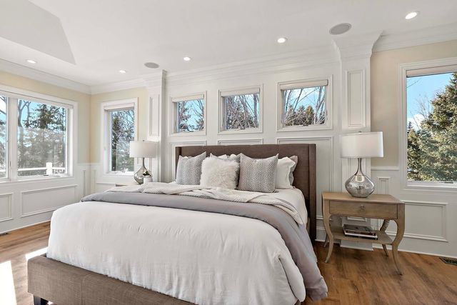 2101 Timberwood Drive, Chanhassen, MN 55317