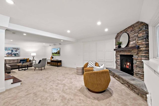 2101 Timberwood Drive, Chanhassen, MN 55317