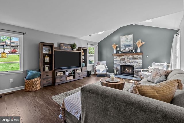 950 PAIGE COURT, Langhorne, PA 19053