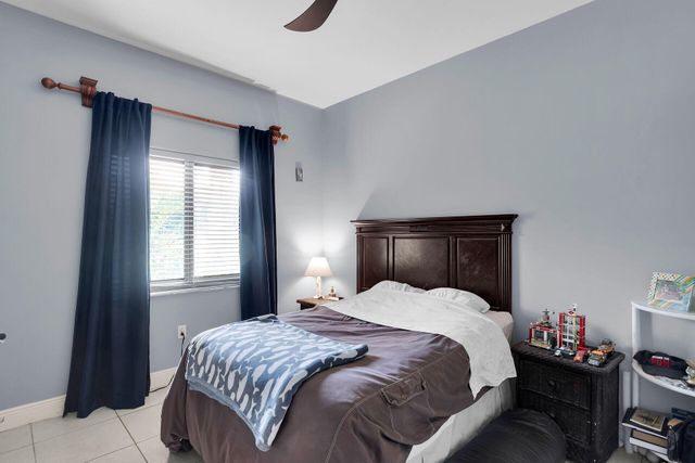 6 Fishermans Trail, Key Largo, FL 33037