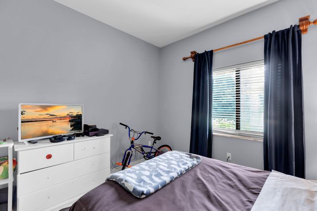 6 Fishermans Trail, Key Largo, FL 33037