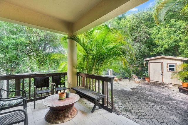 6 Fishermans Trail, Key Largo, FL 33037