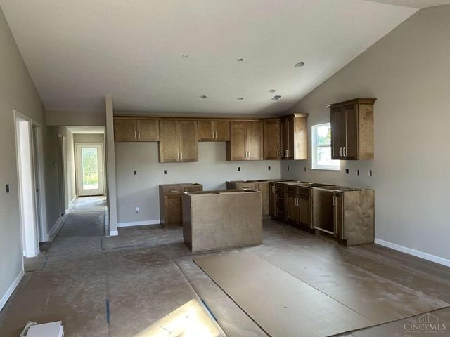 2091 Pine Forest Drive, Miamisburg, OH 45342