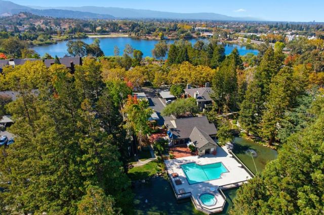 1913 La Terrace Circle, San Jose, CA 95123